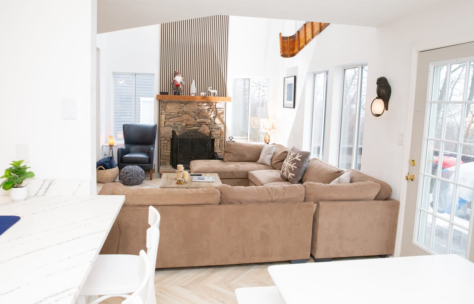 Eagles - Scenic Hidden Valley Home with Game Room