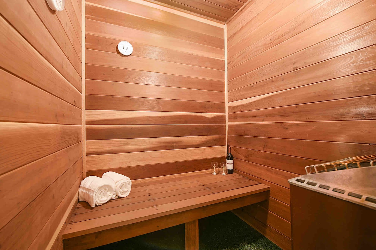 Kooser — cedar sauna